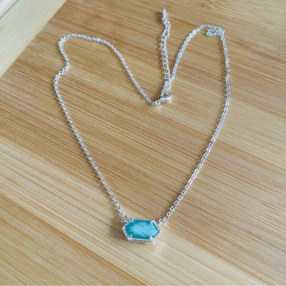 Elegant Silver Necklace with Turquoise Pendant